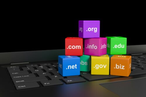How to choose a good domain name?
